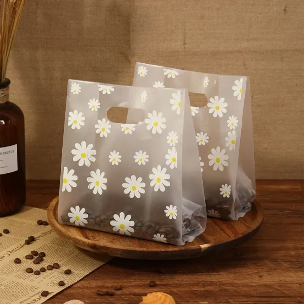 50pcs Daisy Printed Plastic Gift Bags With Plastic Handle, 25*18cm Gift Bag, Perfect for Parties, Holidays, And Retail stores 1