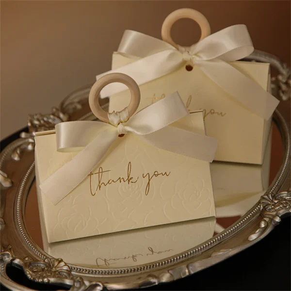 Large Triangle Shape Paper Bag Packaging Box With Handles Wedding Gifts For Guests Candy Boxes For Wedding Baby Shower Party 1