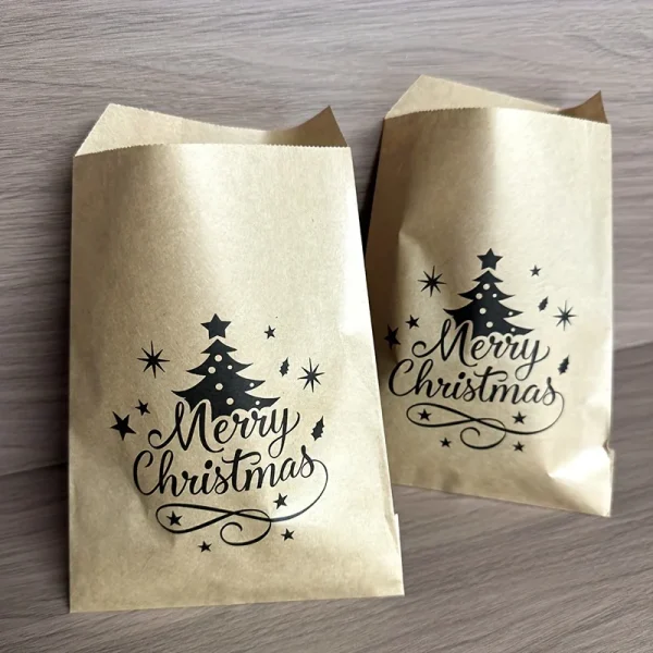 25-Pack Christmas Kraft Paper Gift Bags with Christmas Tree Design for Holiday Party Favors, Xmas Candy Cookie Packaging 3
