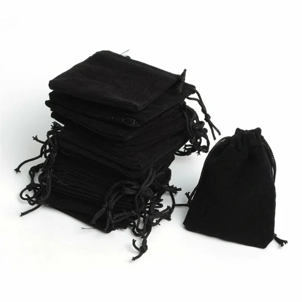 100pcs Velvet Bags 5x7 7x9 10x14cm Drawable Jewelry Packaging Bag Gift Wedding Party Display Present Sweets Packing Pouches 4