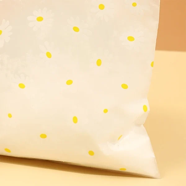 100Pcs/Pack Daisy Pattern Gift Bags With Plastic Handle, Plastic Gift Bags, Perfect for Mother's Day, Parties, Holidays 6