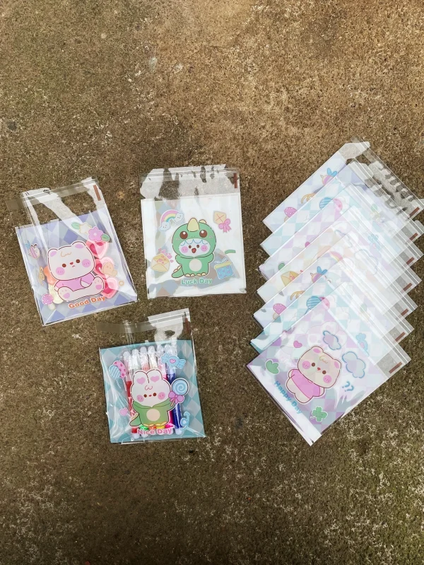 100pcs Cute White Bear And Bunny Pattern Gift Decoration Opp Self-sealing Bag, Cartoon Printed Gift Card Decoration Opp Bags 5