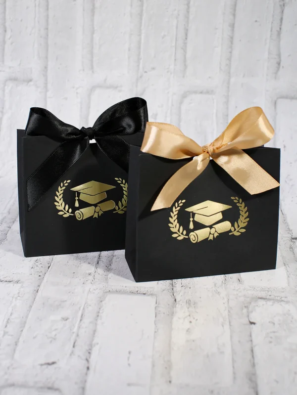 10pcs Graduation season gift box, black gold graduation commemorative special gift bag, gold bachelor hat pattern 2