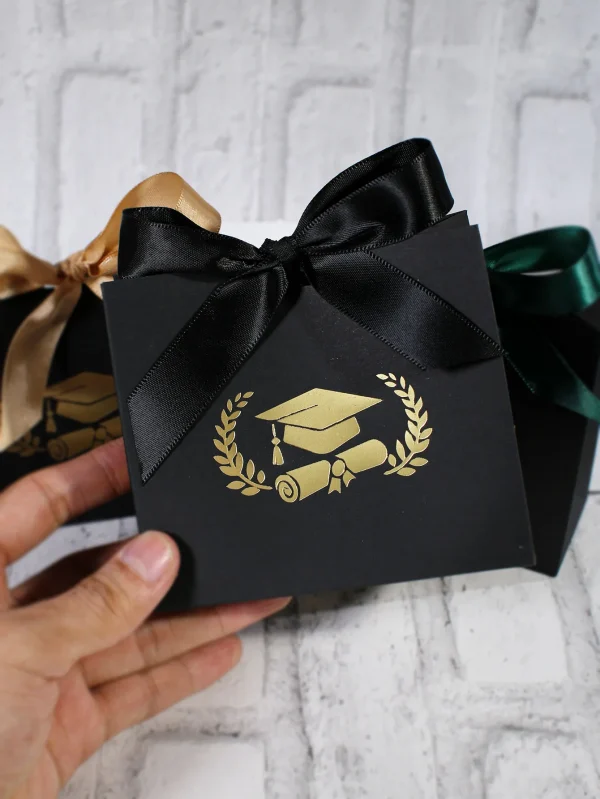 10pcs Graduation season gift box, black gold graduation commemorative special gift bag, gold bachelor hat pattern 5