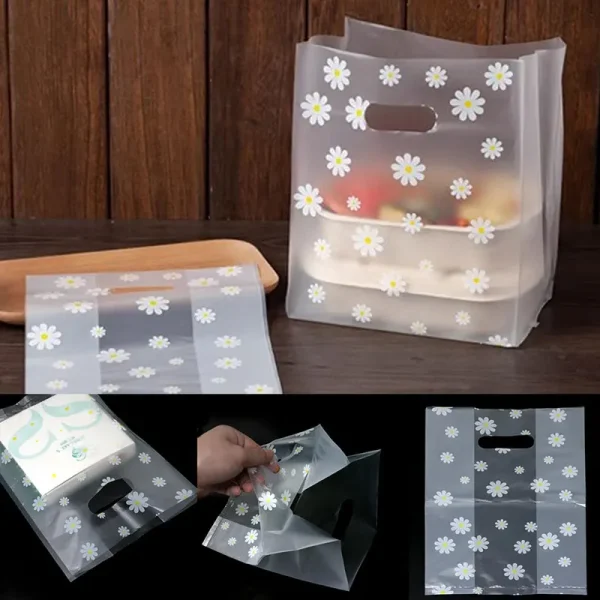 50/100pcs Daisy Printed Plastic Gift Bags With Plastic Handle,30*20cm Gift Bag,Perfect for Parties Holidays And Retail stores 1