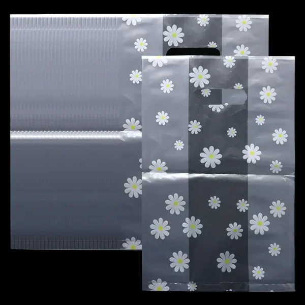 50/100pcs Daisy Printed Plastic Gift Bags With Plastic Handle,30*20cm Gift Bag,Perfect for Parties Holidays And Retail stores 2