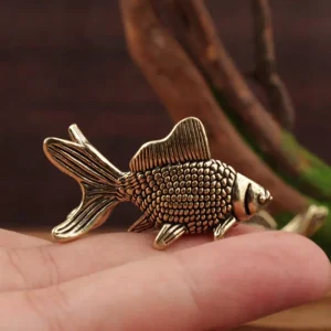 Cute Vintage Brass Goldfish Statue Ancient Lifelike Goldfish Figurines Elegant Exquisite Lucky Charm Animal Sculpture Halloween 1