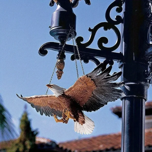 1pcs Eagle Wall Sculpture Resin Animal Hanging Ornament Eagle for Garden Home Decor Craft Gifts Figurines Small Eagle Flying 1