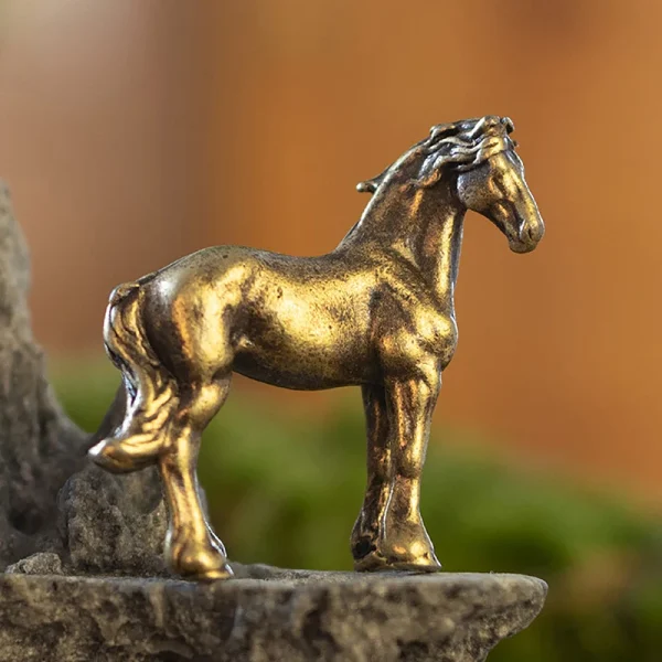 Antique Brass Solid Long Tail Horse Figurine Miniature Feng Shui Ornament Copper Zodiac Animal Mini Desktop Decoration Craft New 2