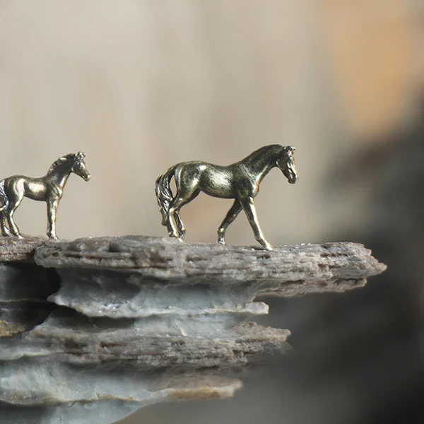 Antique Brass Solid Long Tail Horse Figurine Miniature Feng Shui Ornament Copper Zodiac Animal Mini Desktop Decoration Craft New 4