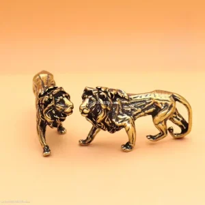 Mini Lion Casting Animal Figurine Retro Style Metal Sculpture Home Office Room Desktop Decoration Collect Ornaments Gift 3D 1