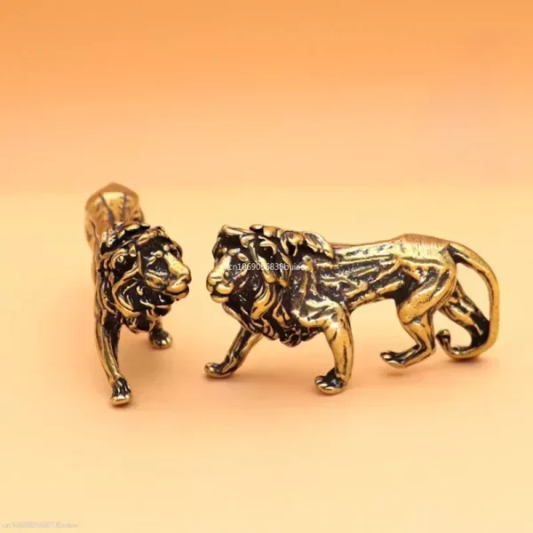 Mini Lion Casting Animal Figurine Retro Style Metal Sculpture Home Office Room Desktop Decoration Collect Ornaments Gift 3D 1