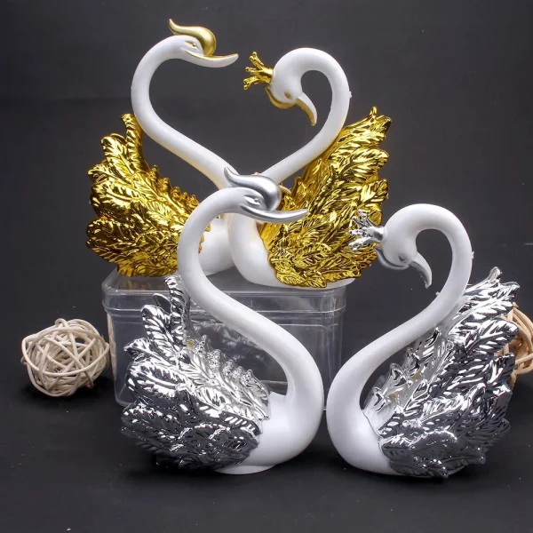 Mini Swan Couple Model Figurine Collectibles Car Interior Wedding Cake Decoration Wedding Gift for Guest Home Accessories 3