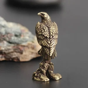 Handmade Eagle Ornament Vintage Copper Bird Figurine Sculpture Handmade Crafts Home Office Desk Animal Decoration 1