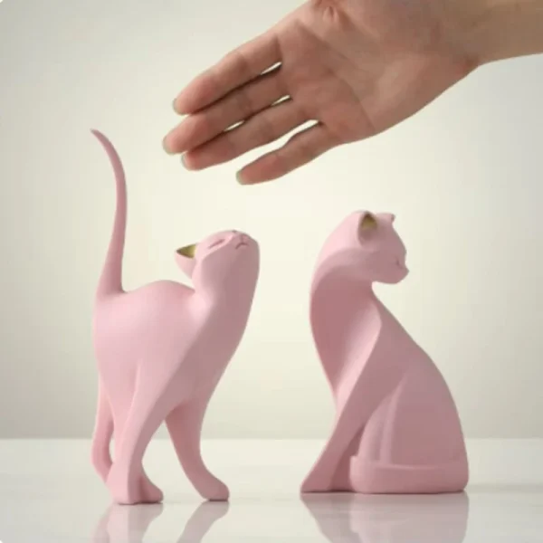 Resin Couples Cat Statues for Home Decorations Animal Figurine European Creative Wedding Gift Decorative Home Decor Sculpture 2