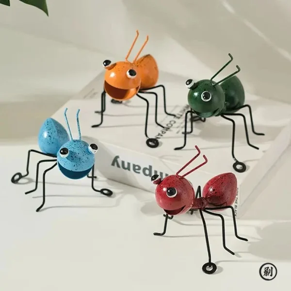 Metal Ants Garden Decoration, Fence Lawn Bedroom Living Room Hanging Wall Decoration, 3D Sculpture Ants Art Decoration Ornament 1