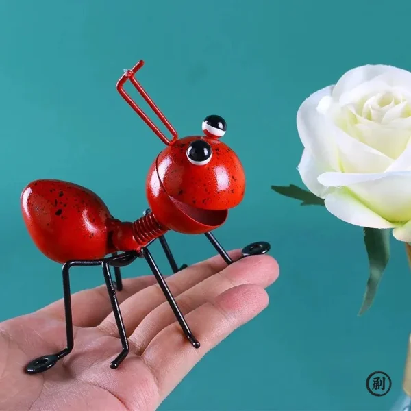 Metal Ants Garden Decoration, Fence Lawn Bedroom Living Room Hanging Wall Decoration, 3D Sculpture Ants Art Decoration Ornament 3
