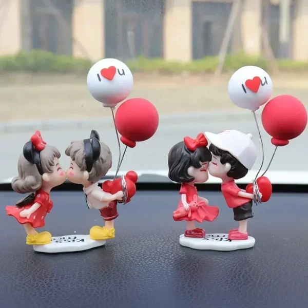 Cartoon Resin Couples Figurine Cute Lovers Balloon Ornament for Car Dashboard  Office Desktop Home Decor Lovely Kiss Miniatures 2