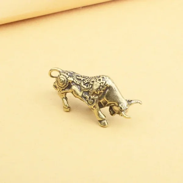 Retro Chinese Twelve Zodiac Statues Bull Dragon Ornament Sculpture Copper Miniatures Figurines Zodiac Key Pendant Home Decor 4