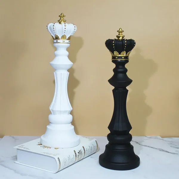 Resin Retro International Chess Figurine for Interior King Knight Sculpture Home Desktop Decor Living Room Decoration 4