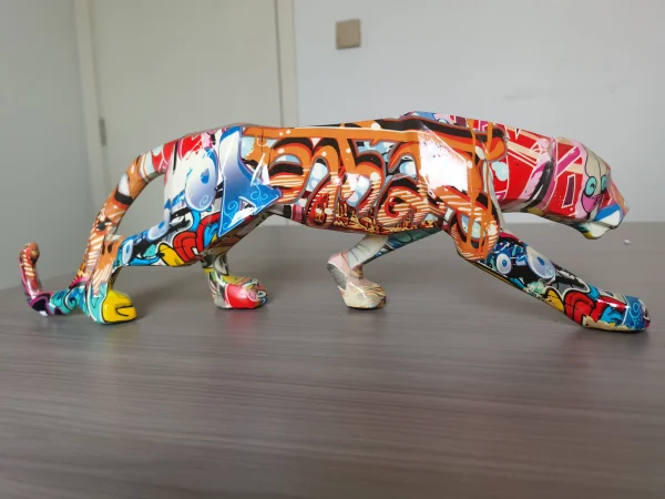 Graffiti Panther Statue Animal Figurine Abstract Geometric Style Resin Leopard Sculpture Home Office Desktop Decoration Gift 2