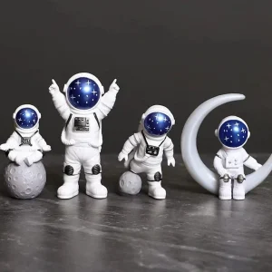 3/4pcs Astronaut Figure Statue Figurine Spaceman Sculpture Educational Toy Desktop Home Decoration Astronaut Model for Kids Gift 1