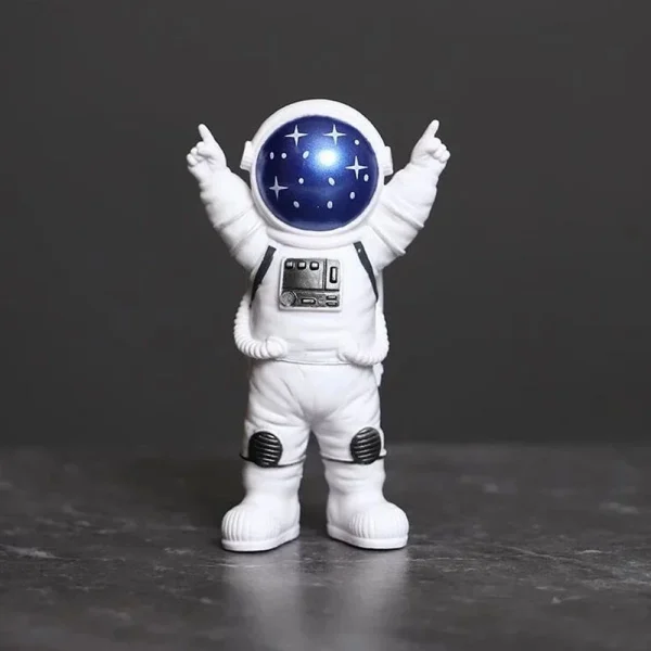3/4pcs Astronaut Figure Statue Figurine Spaceman Sculpture Educational Toy Desktop Home Decoration Astronaut Model for Kids Gift 3
