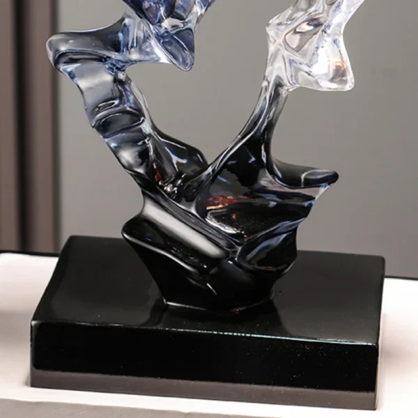 Creative Ornaments Living Room Figurines Aesthetic Cabinet Art Luxury Sculptures Sofa Beside Book Nook Tabletop Home Decoration 5