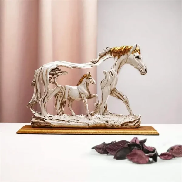 Horse Sculpture Resin Indian Galloping Horse Statue Home Decoration Desktop Decoration Animal Figurines 3