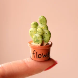 1pcs Kawaii Resin Mini 3D Cactus DIY Flatback Miniature Dollhouse Items Statues Desk Accessories Figures Sculptures Figurines 1