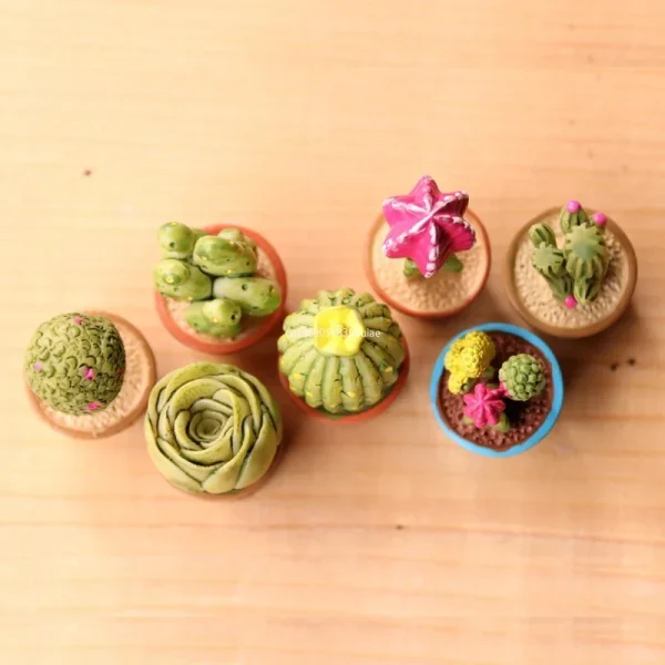 1pcs Kawaii Resin Mini 3D Cactus DIY Flatback Miniature Dollhouse Items Statues Desk Accessories Figures Sculptures Figurines 3