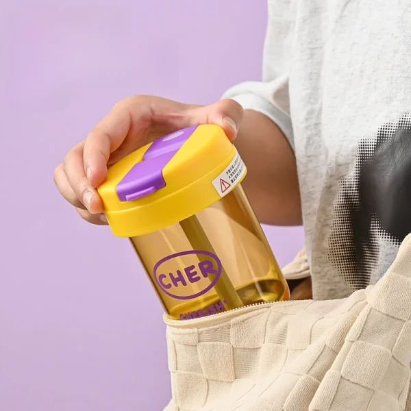 330ml Mini Plastic Straw Water Bottle Anti-fall&Leakproof Cute Portable Outdoor Sports Water Bottle Kids Juice Cup Drinkware 2