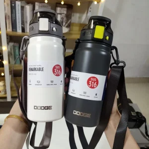 Dodge 600ml Tumbler with Straw Lid Insulated Cup Stainless Steel Large Capacity Car Water Cup Cold and Hot Water Kettle 1