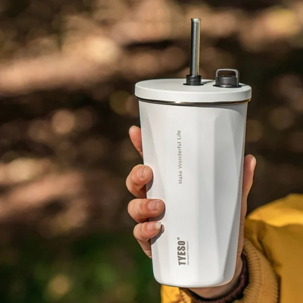 Stainless Steel Coffee Cups Vacuum Insulated Mugs Portable Large Capacity Ice Bar Thermal Cup with Silicone Rope Straw Water Cup 3