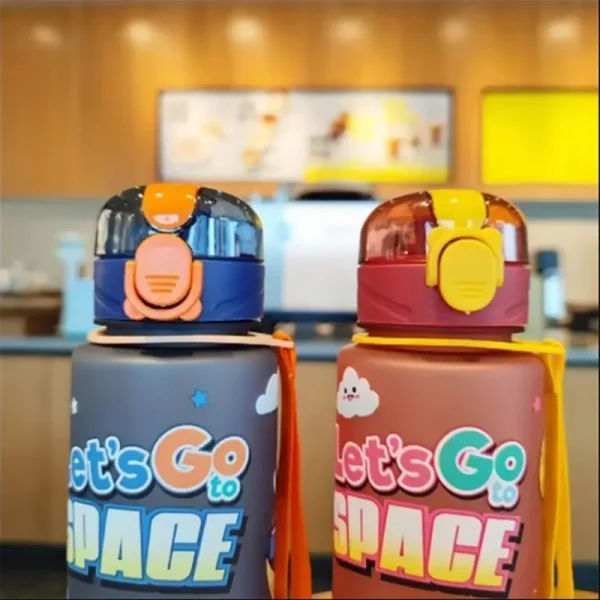 700ml Cosmic Astronaut Themed Insulated Water Bottle Leakproof Flip Lid Carrying Strap Portable Adorable Activities Cup BPA-Free 5