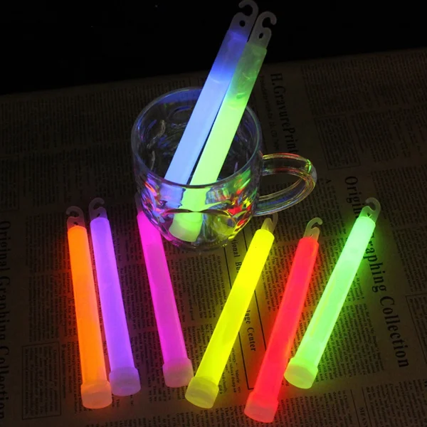 1/5/10PCS Fluorescence Glow Stick Military Glow Light Sticks with Hook Outdoor Emergency Glow In The Dark Party Light Sticks 3