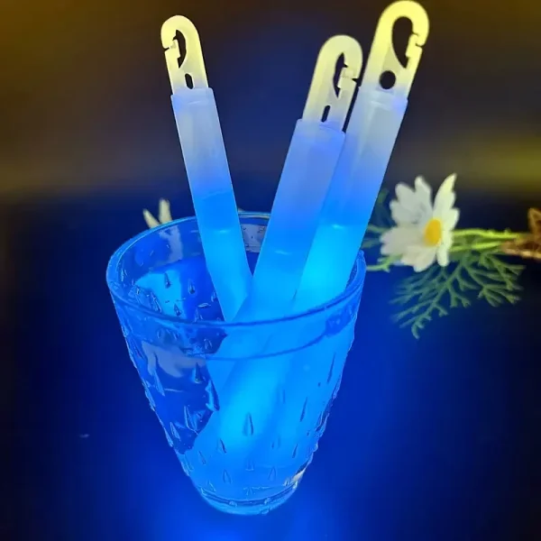 Glow Sticks Fluorescent Light Sticks for Camping Hiking Emergency Outdoor Concert Night Safety Glow in The Dark Accessories 1