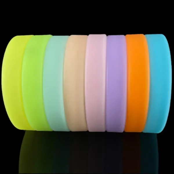 Paw Patrols Wristband High Quality Debossed Silicone Luminous Wristbands Promotional Bracelet Hand Bands Party Supplies Gift 2