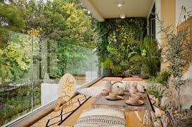 Garden & Balcony