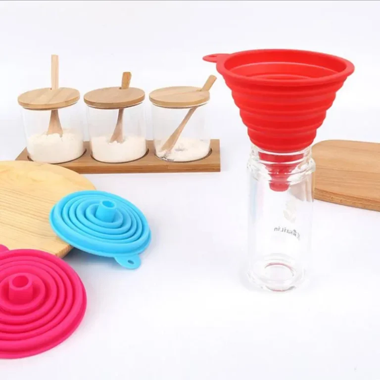 1Pcs Thick Food Grade Silicone Collapsible Telescopic Funnel Pour Oil Suitable For Kitchen Utensils - Image 2