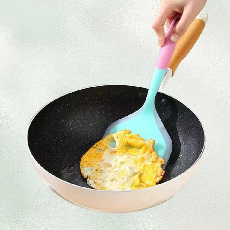 Silicone Spatula - Non-stick Skillet, Heat Resistant Kitchen Utensil for Cooking, Perfect for Pancakes, Steaks and Grills - Image 4