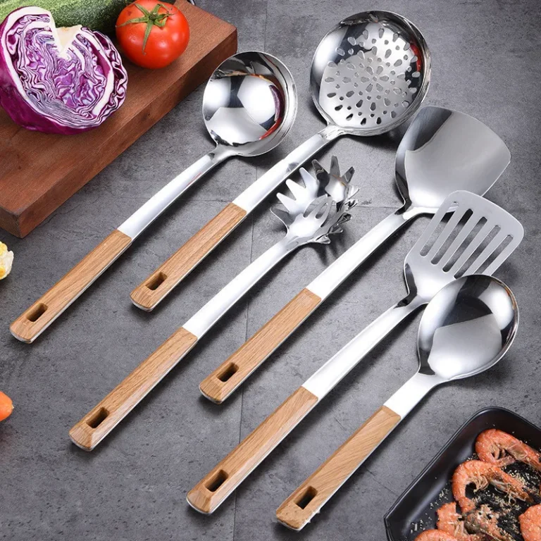 Hangable Wooden Handle Stainless Steel Kitchenware Spatula Soup Spoon Colander Household Cooking Utensils Kitchen Accessories
