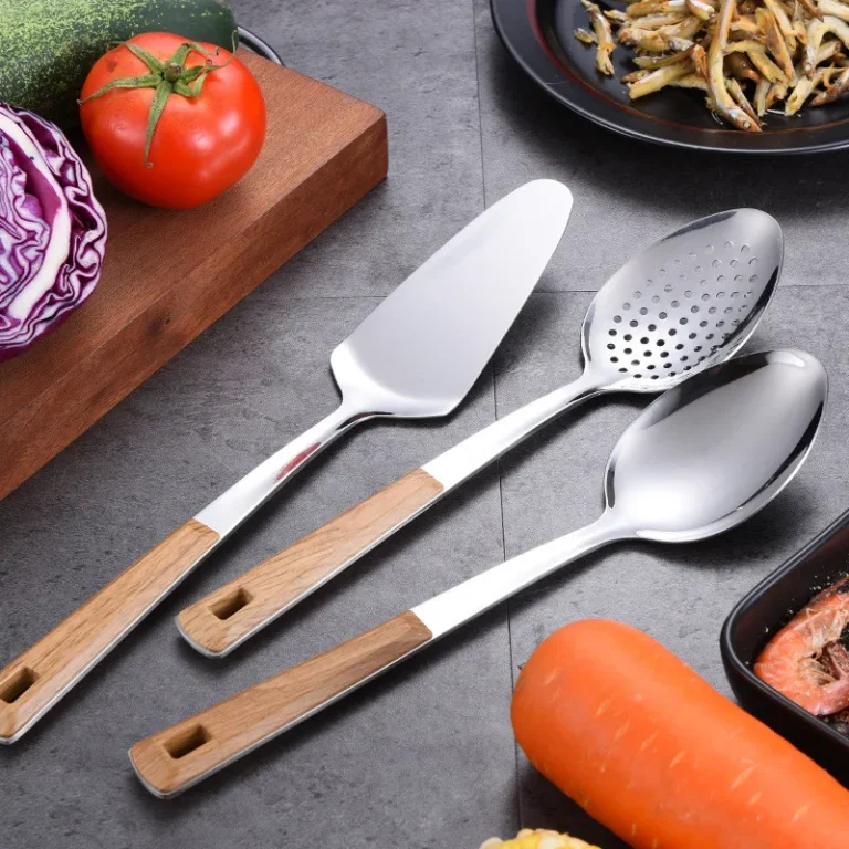 Hangable Wooden Handle Stainless Steel Kitchenware Spatula Soup Spoon Colander Household Cooking Utensils Kitchen Accessories - Image 3