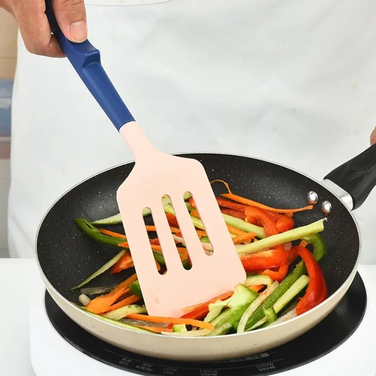 33cm Nordic Style Large Silicone Turners Egg Fish Frying Shovel Steak Oil Drain Spatula Home Cookware Kitchen Cooking Utensils - Image 2