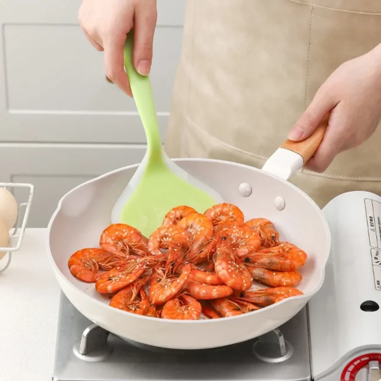 Multi-Purpose Non-Stick Pan Utensils - Silicone Egg Spatula, Wide Pancake Turner, and Egg Flipper for Cooking and Baking - Image 3
