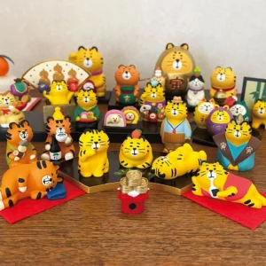 Zakka Scene Decoration Travel Tiger Series Bookshelf Decorationt Collectible Home Decoration Garden Resin Craft Toy Ornaments