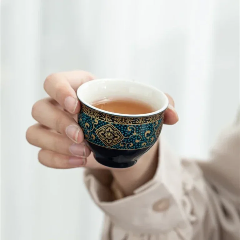 Chinese Gongfu Porcelain Tea Set with 360° Rotation Tea Maker and Infuser Portable travel Tea Cup Teapot Set All in One Gift Bag - Image 6
