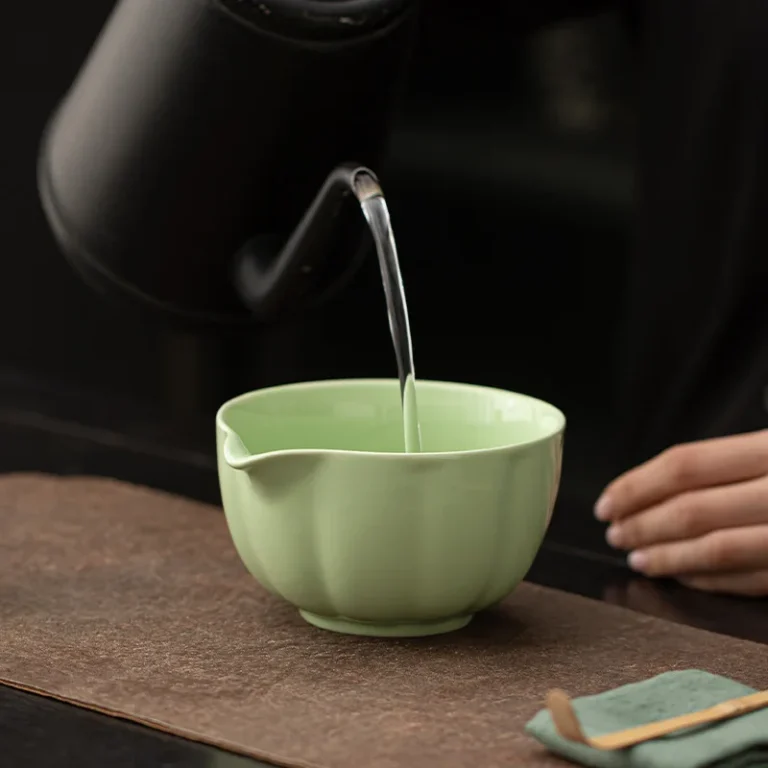 Japanese Matcha Tea Set Whisk Set with Bamboo Whisk Matcha Brush Teaspoon for Making Breakfast Matcha Latte Tea-Making Tool Gift - Image 2