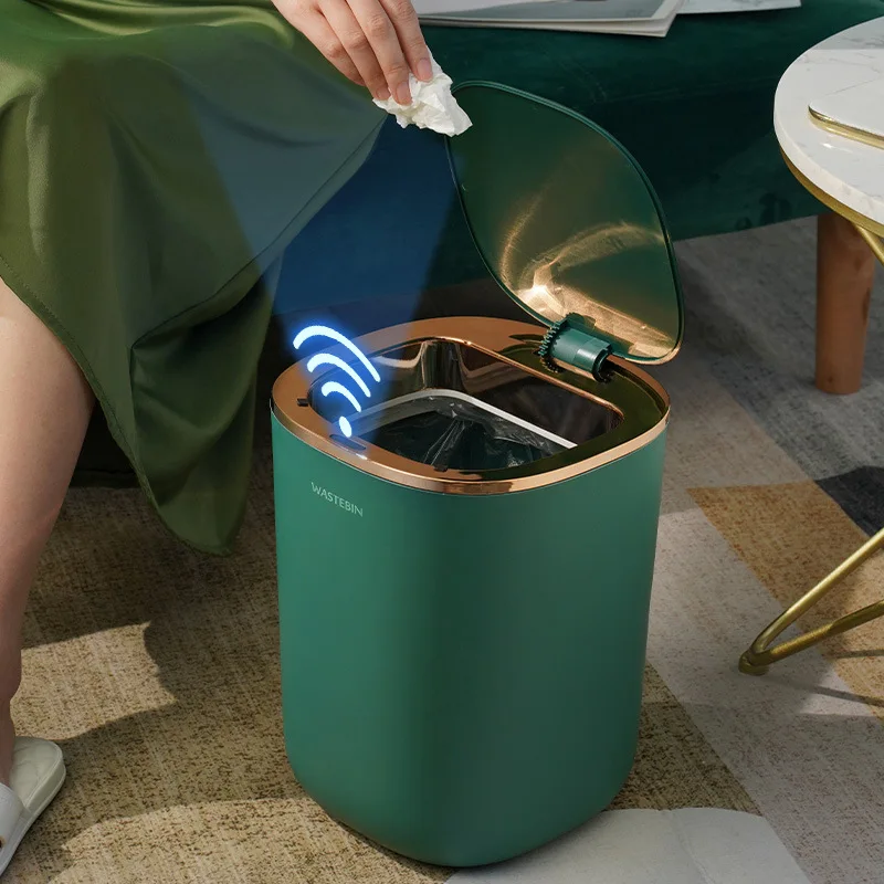 12L Green