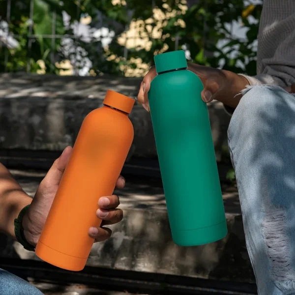 750ml Insulated Bottle Solid Color Stainless Steel Jug with Lid Large Capacity Ice Coffee Cup Portable for Driving Travel Home 5